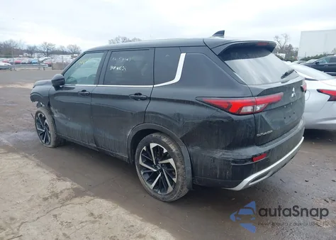 2024 Mitsubishi Outlander Se 2.5 2Wd/Se Black Edition S-Awc/Se Black Edition W/Pano Roof S-Awc z USA, uszkodzony, nr VIN JA4J3VA82RZ083012